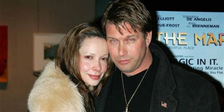 Are Stephen and Kennya Baldwin still married?