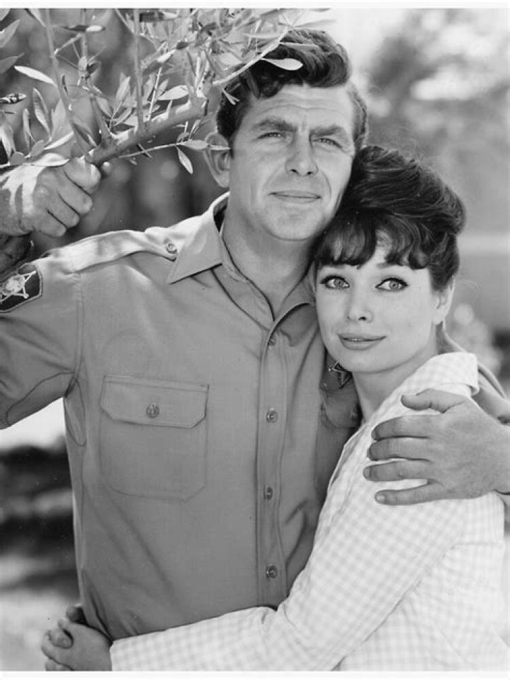 Did Andy Griffith and Helen Crump have a real life relationship?