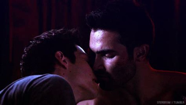 Do Stiles and Derek kiss? – Celebrity.fm – #1 Official Stars, Business & People Network, Wiki, Success story, Biography & Quotes