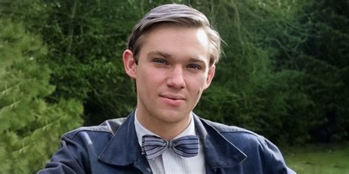 Does Ginuwine have grand kids?