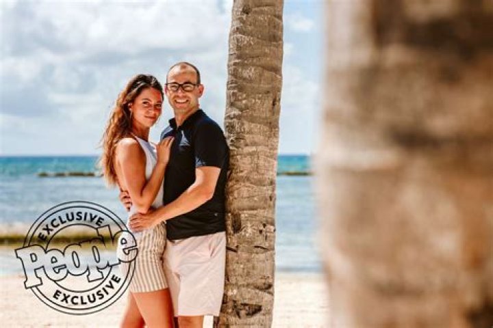 Does Sal Vulcano have a wife?