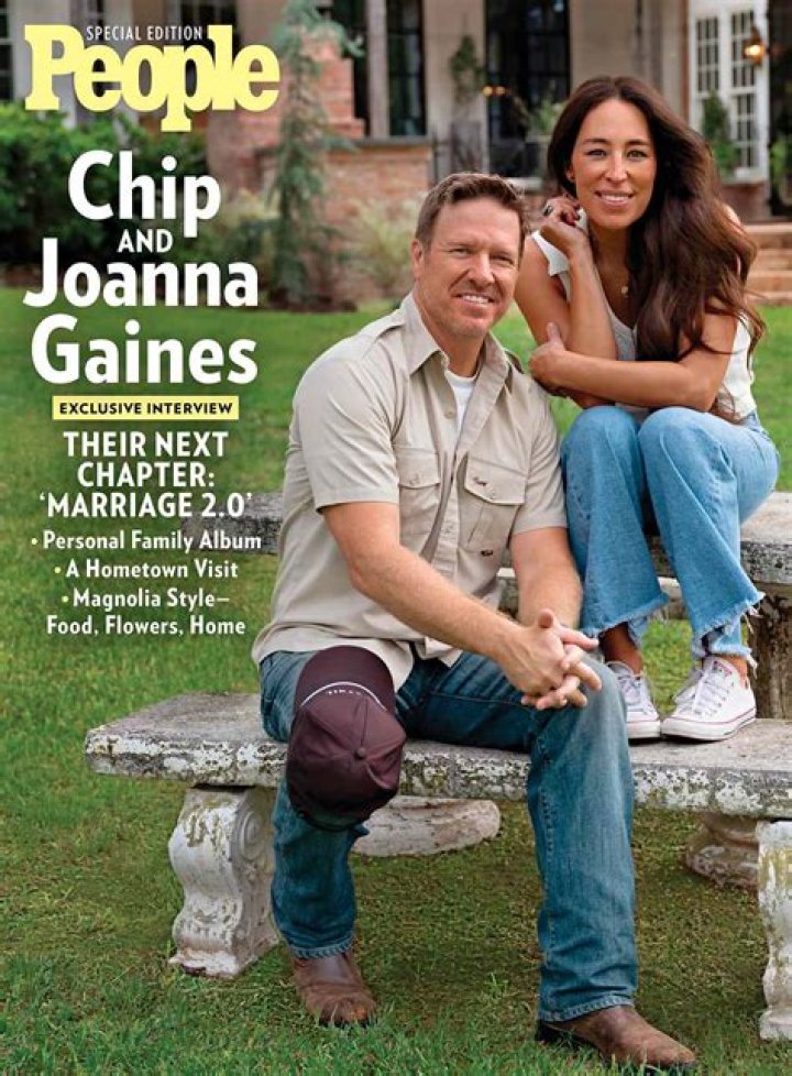 How much did chip and Joanna Gaines pay for the silos?