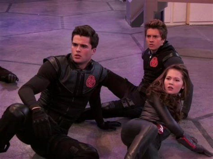 How old is Adam Bree and Chase from lab rats?