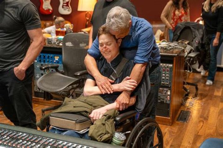 ¿Qué tan rico es Gary Sinise? – Celebrity.fm