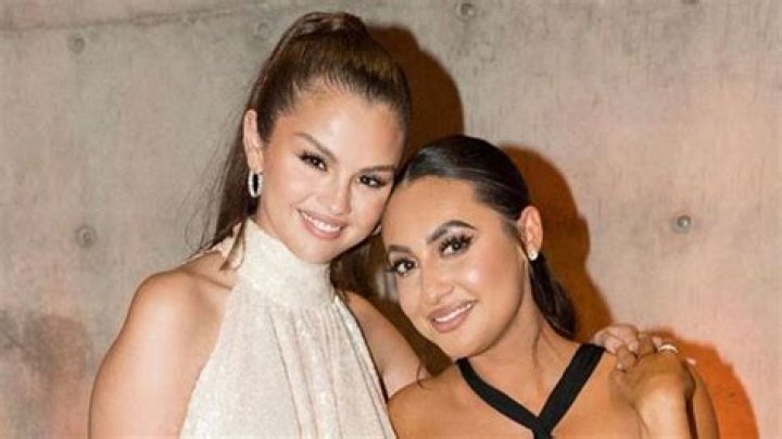 ¿Becky G es pariente de Selena Gomez? – Celebrity.fm