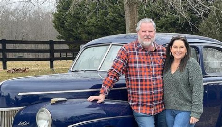 Is Becky Quick still married? – Celebrity.fm – #1 Official Stars, Business & People Network, Wiki, Success story, Biography & Quotes