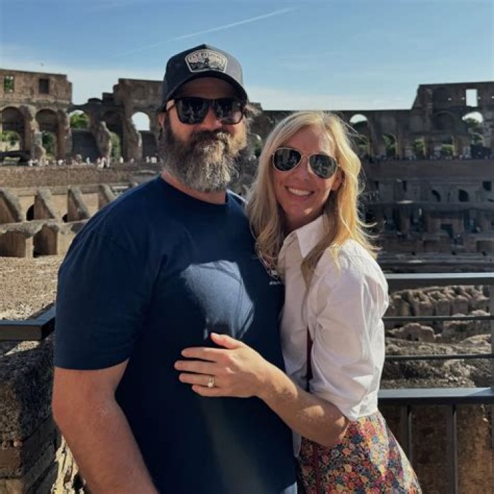 Is Jep Robertson still married?