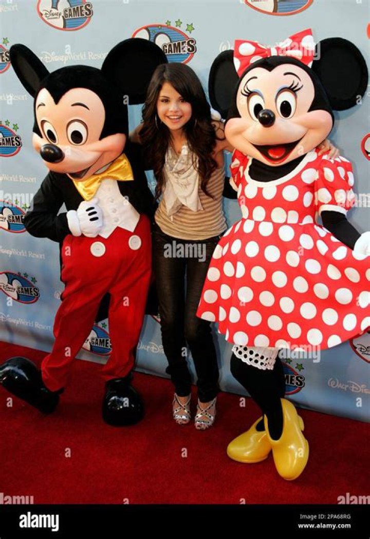 Was Selena Gomez on Mickey Mouse Club? – Celebrity.fm – #1 Official Stars, Business & People Network, Wiki, Success story, Biography & Quotes