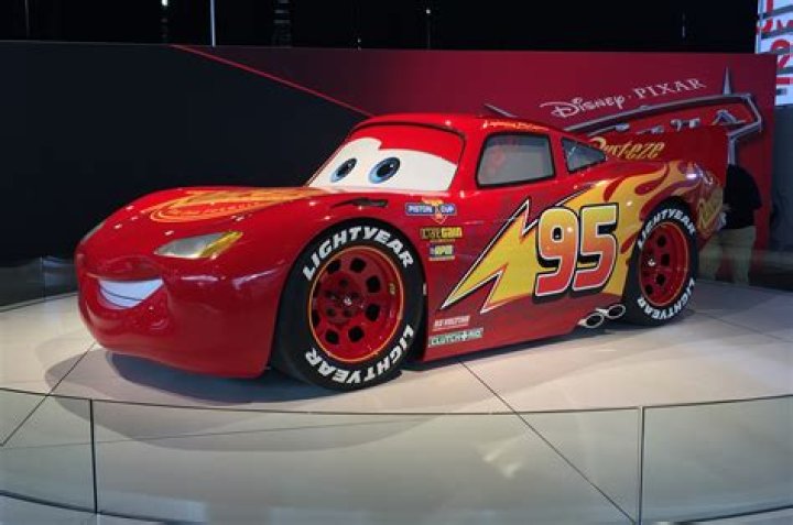Welches Auto ist Lightning McQueen? – Celebrity.fm