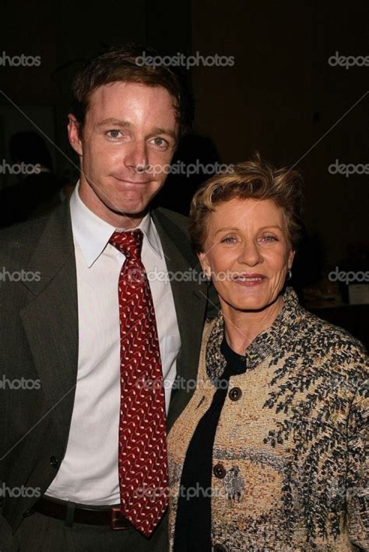 What happened to Mackenzie Astin ear?