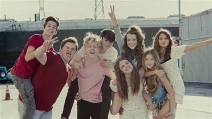 Wat ass mam Peyton Elizabeth Lee geschitt?