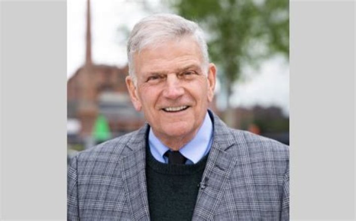 What is Franklin Grahams net worth? – Celebrity.fm – #1 Official Stars, Business & People Network, Wiki, Success story, Biography & Quotes