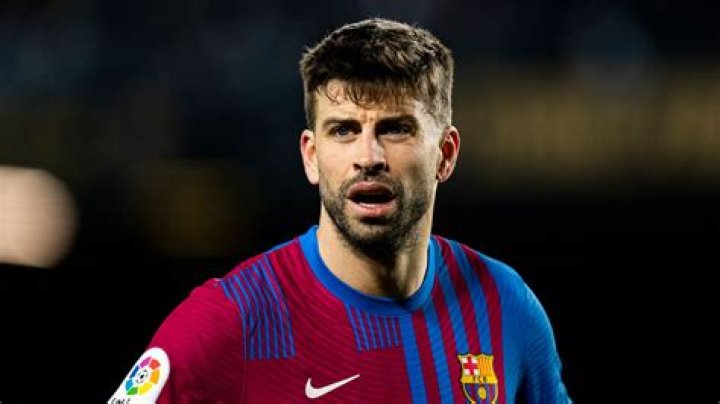 What is Gerard Pique IQ?