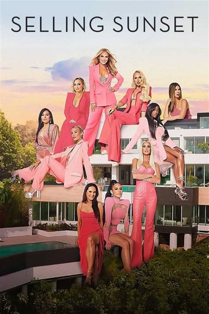 What is Mary’s net worth on Selling Sunset?