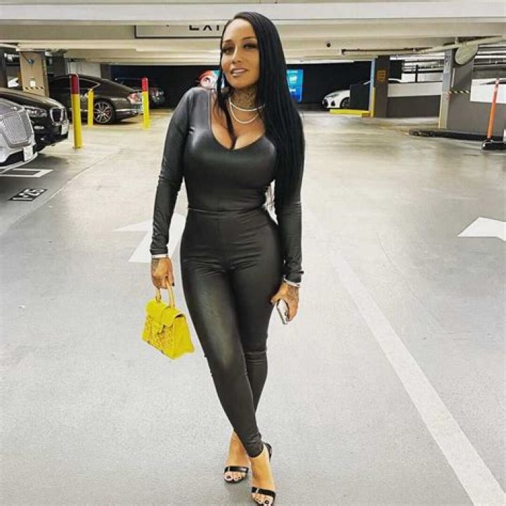 What is Nia Guzman famous for? – Celebrity.fm – #1 Official Stars, Business & People Network, Wiki, Success story, Biography & Quotes