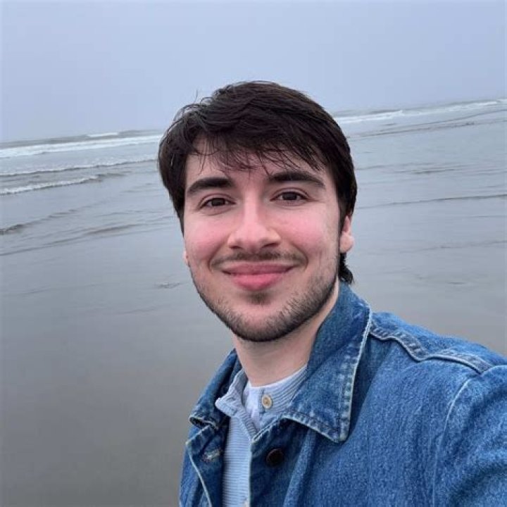 What was William Hopper’s net worth at death?