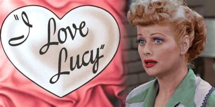 Onde posso encontrar I Love Lucy na TV?