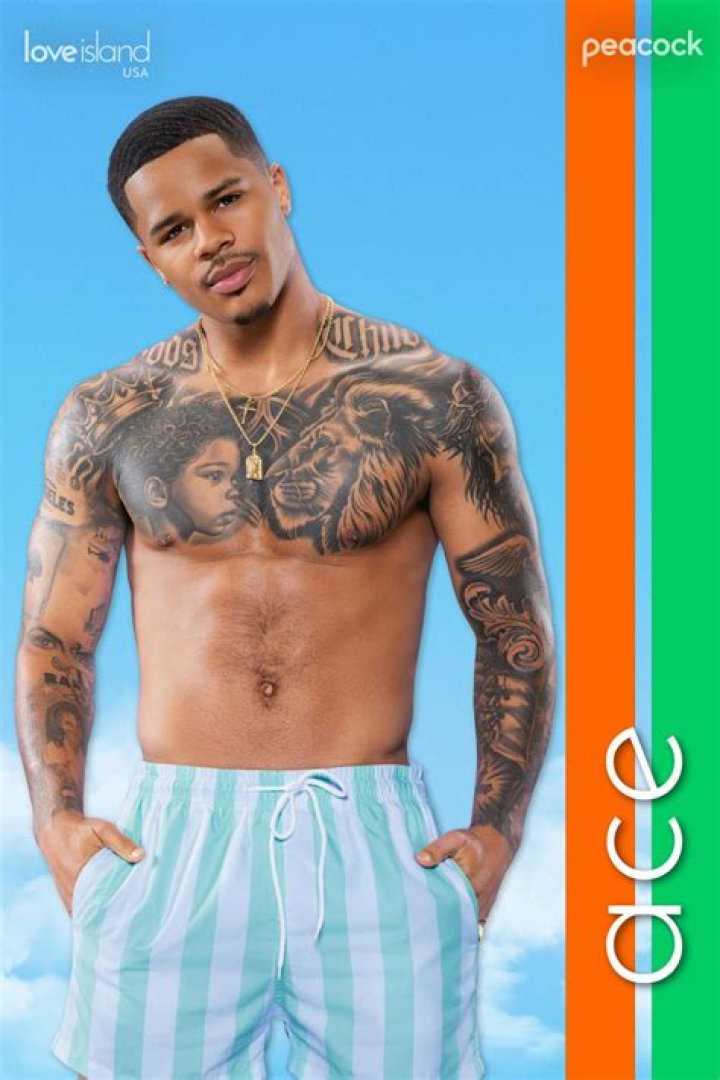 Who did Tami Roman get kicked off of the real world?