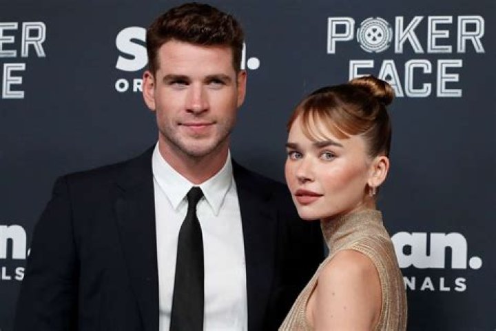 Who is Liam Hemsworth girlfriend?