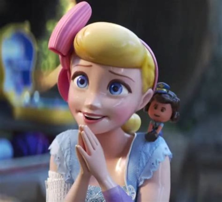 ¿Quién es la novia de Woody? – Celebrity.fm