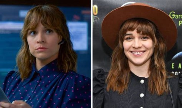 Why does Nell on NCIS dress so frumpy?